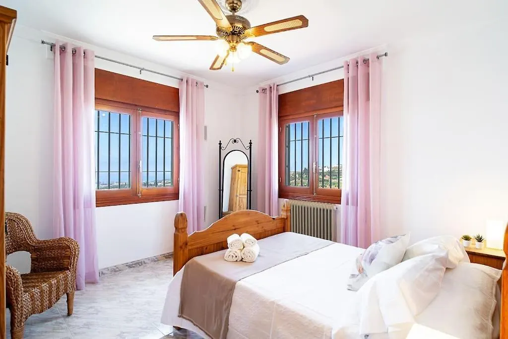 Dream Villa With Parking, Private Pool And See Views Malaga